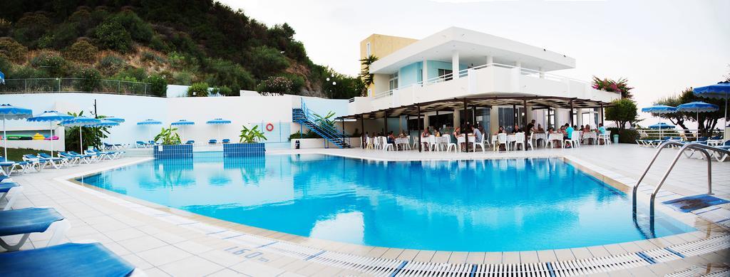 Iris Hotel Афанду Екстер'єр фото
