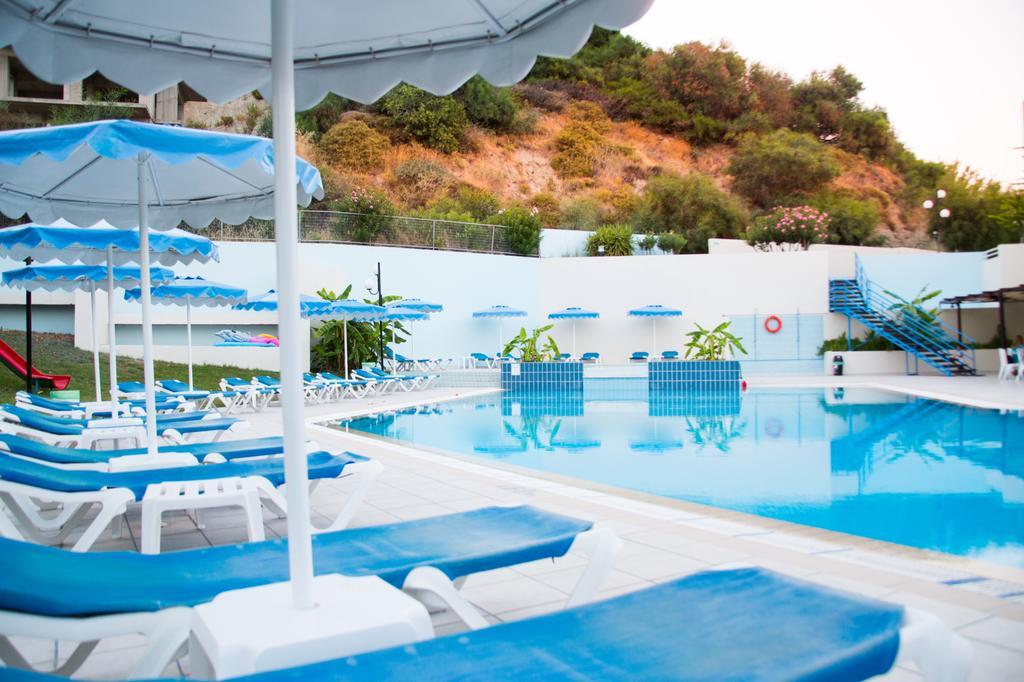 Iris Hotel Афанду Екстер'єр фото