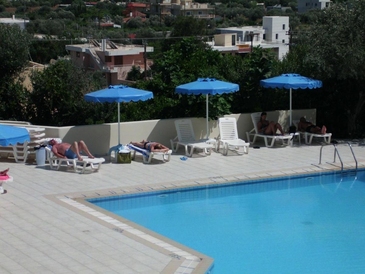 Iris Hotel Афанду Екстер'єр фото